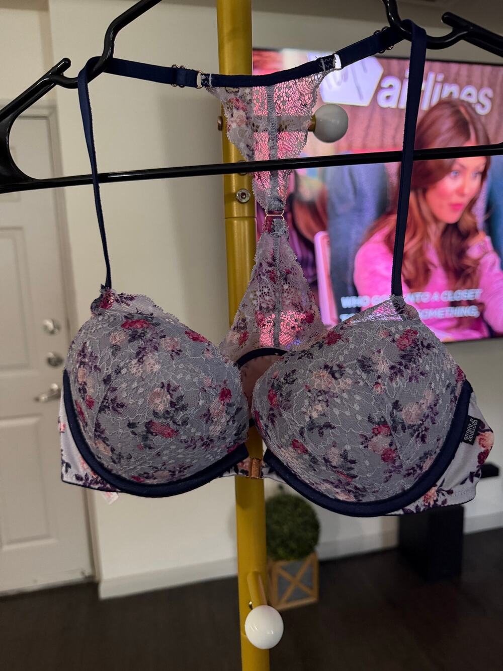 Victoria's Secret PINK "Date" push-up bra